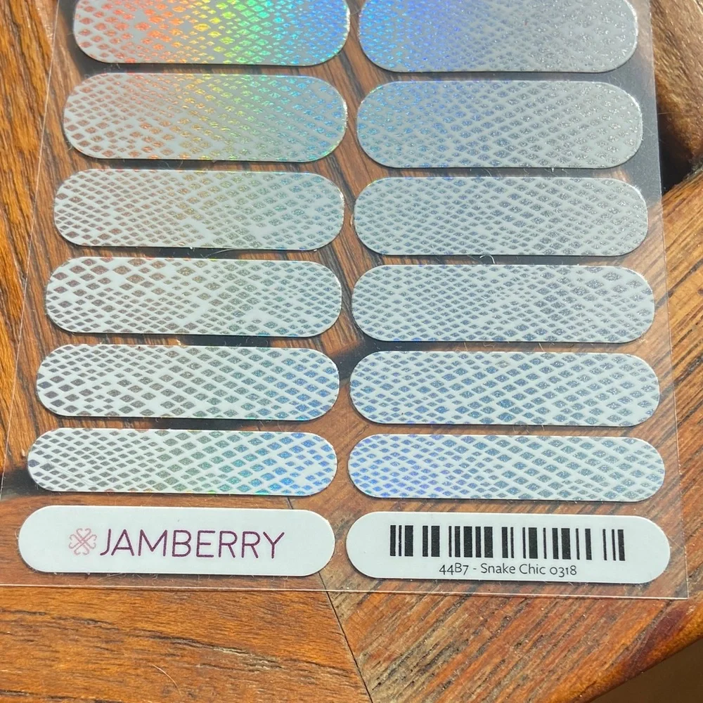 Jamberry “Snake Chic” Nail Wraps